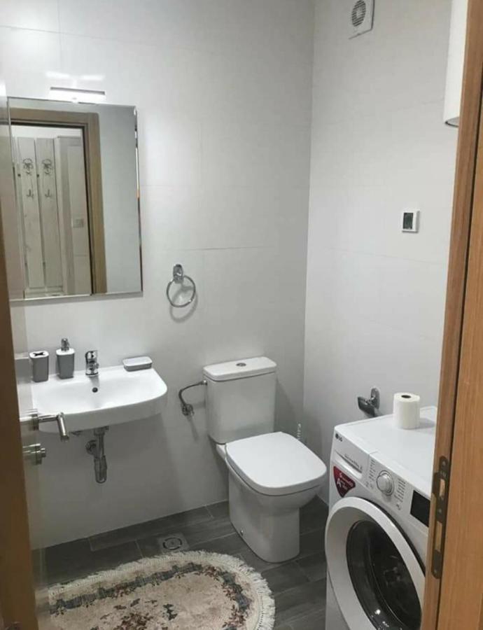 Appartamento Kenza Jednosobni Stanovi Podgorica Esterno foto